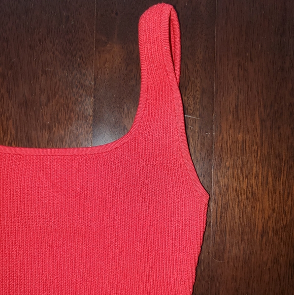 Aritzia Babaton Sculpt Knit Top - Picture 8 of 16